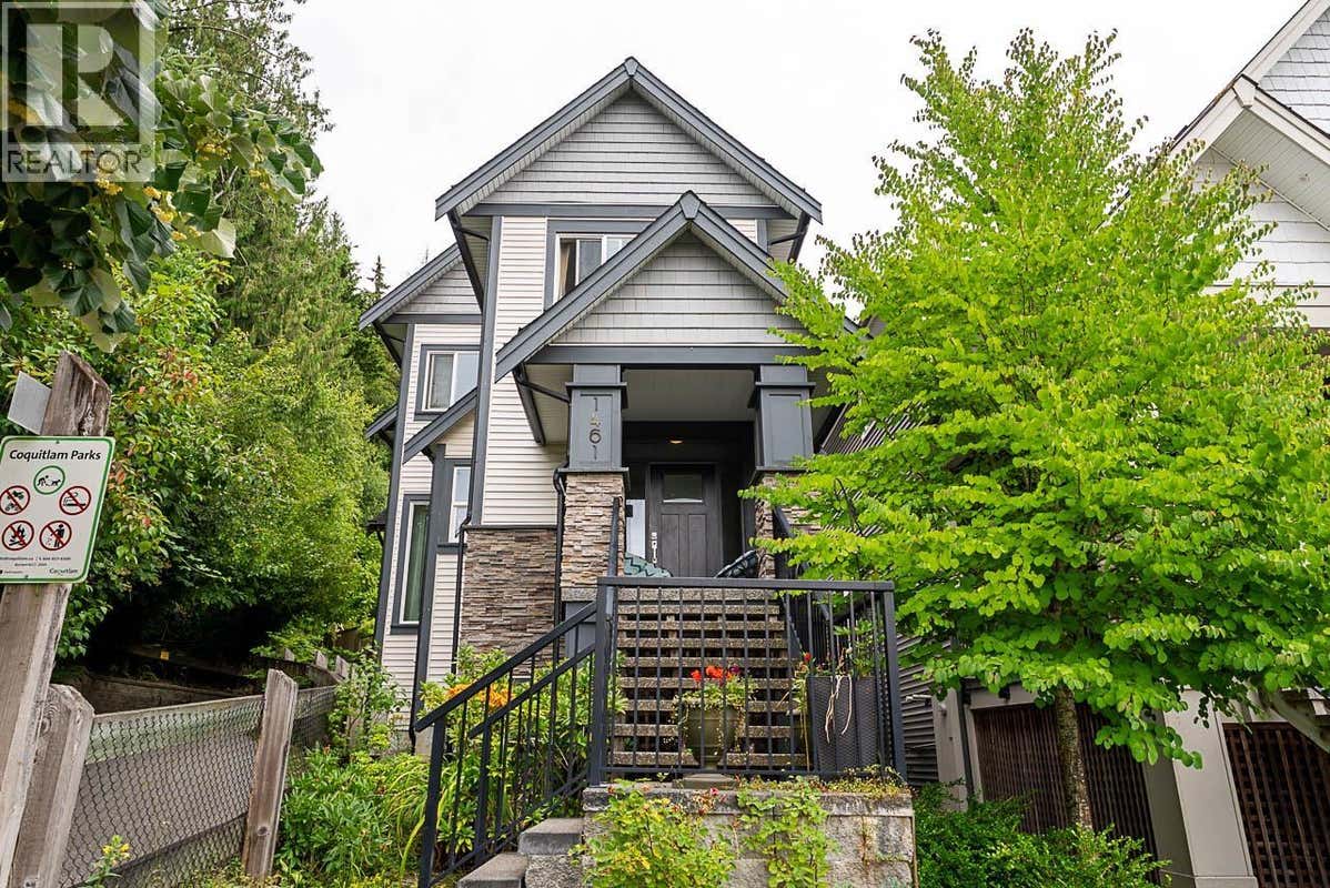 1461 DAYTON STREET