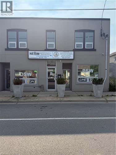 214 KENILWORTH Avenue N Unit# Upper