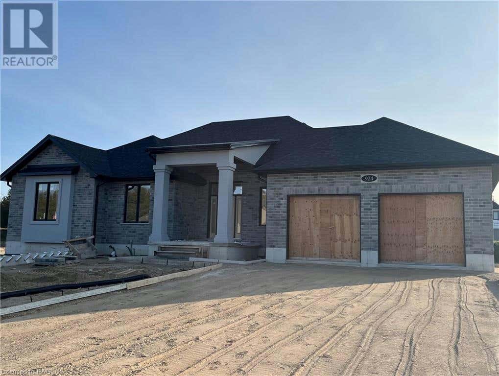 924 BOGDANOVIC Way, HuronKinloss, ON N2Z0H3 House For Sale RE/MAX