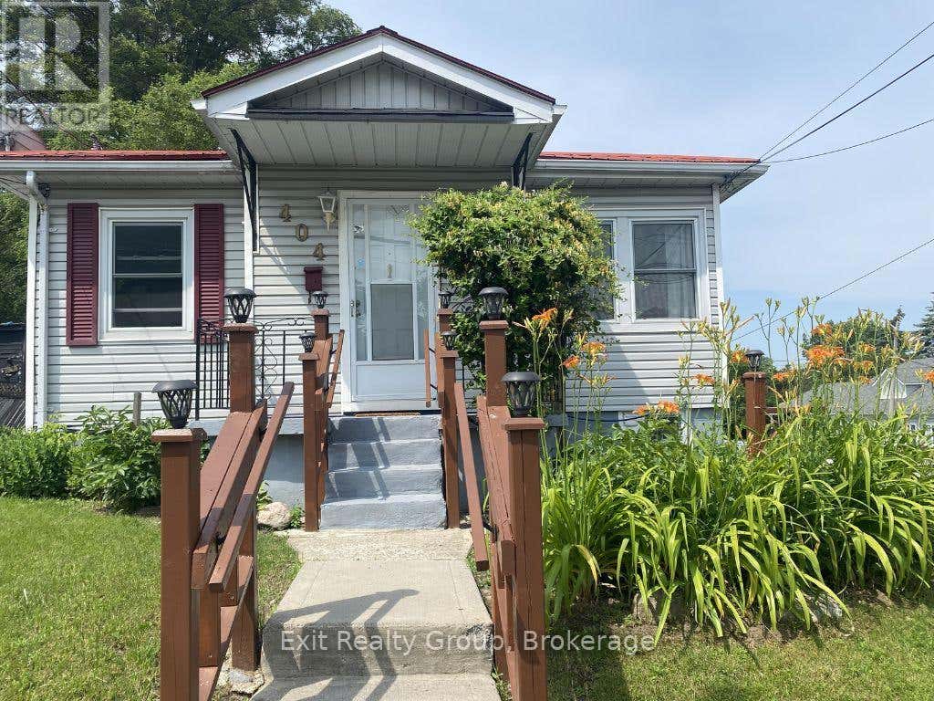 404 BLEECKER AVENUE