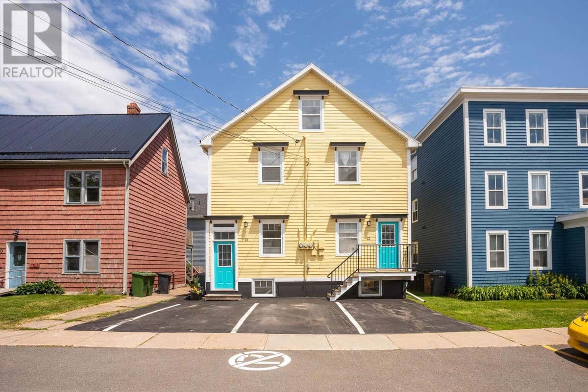 12 Hillsborough St  