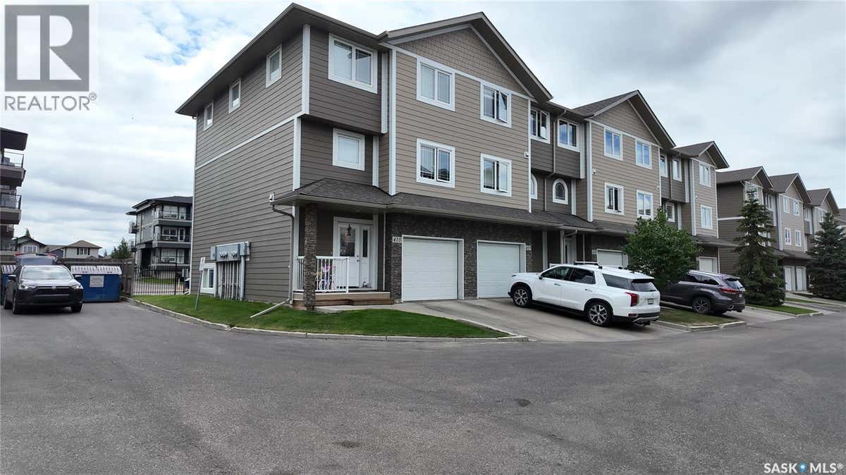 409 212 WILLIS CRESCENT