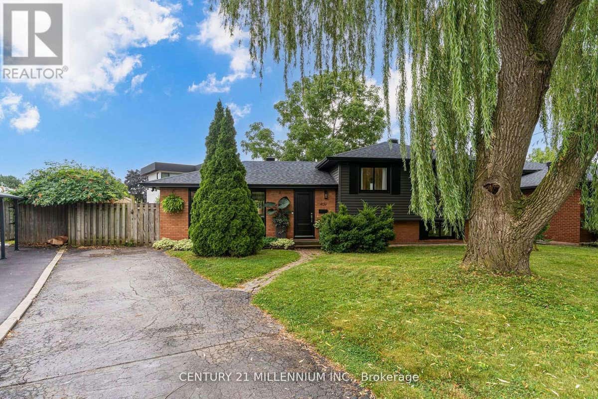 409 SCARSDALE CRESCENT, Oakville (Bronte West), ON L6L3W6 House For