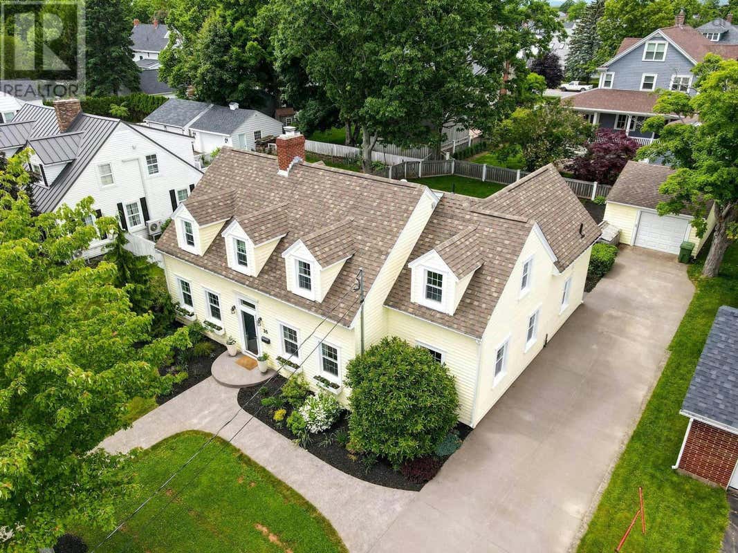 35 Highland Dr