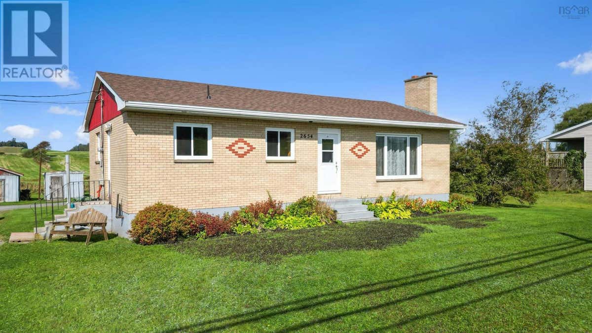 2654 Highway 2, Shubenacadie, NS B0N2H0 House For Sale RE/MAX 202422771