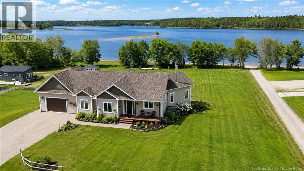 20 ISLANDVIEW LANE