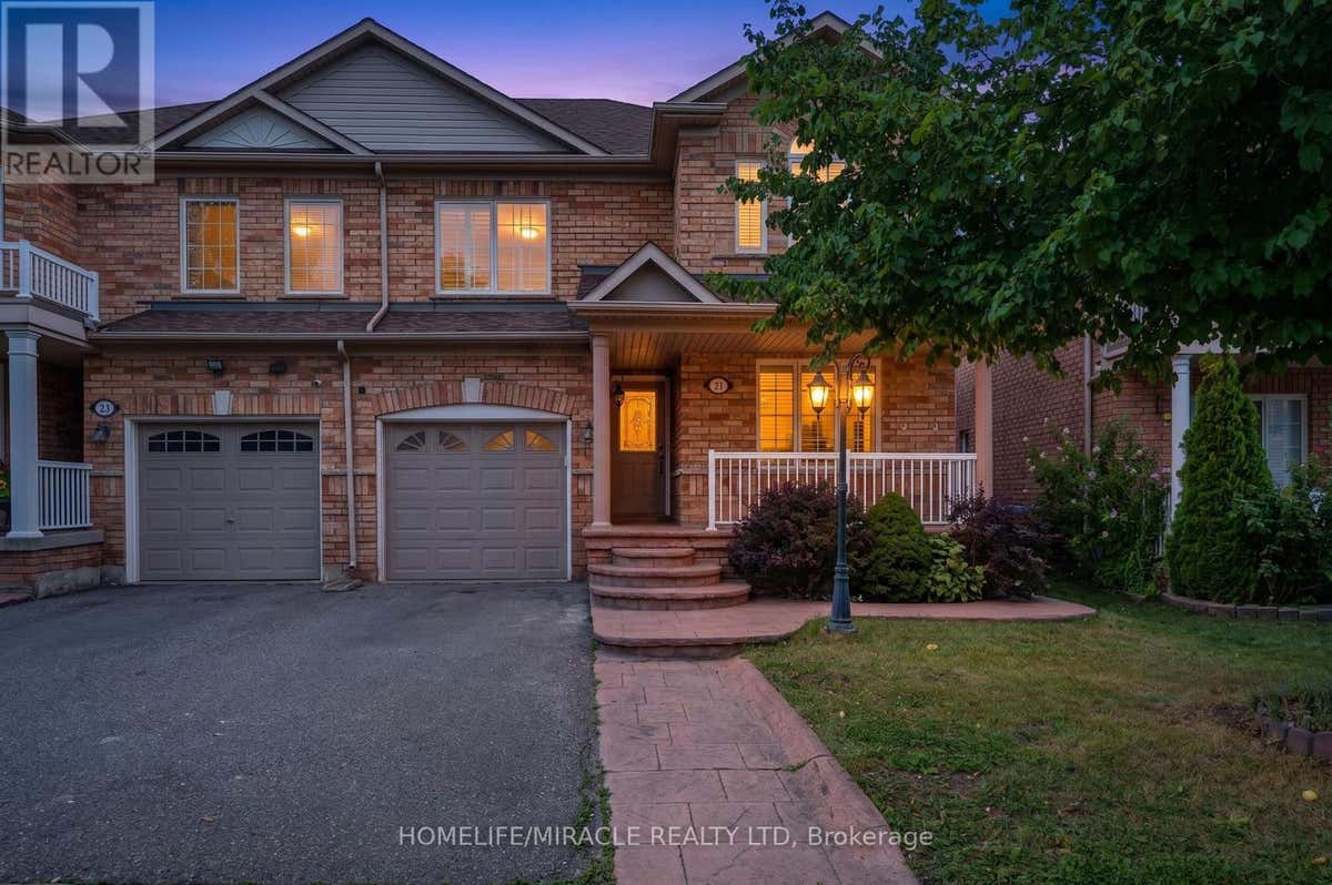 21 TOPIARY LANE