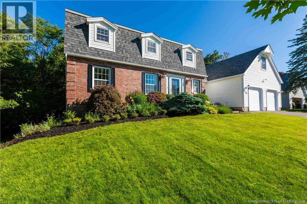 15 PARK LAWN COURT