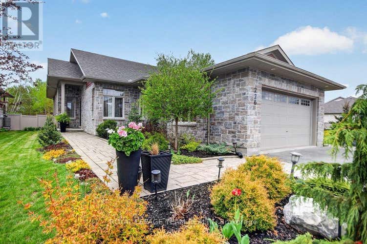 226 ROYAL LANDING GATE