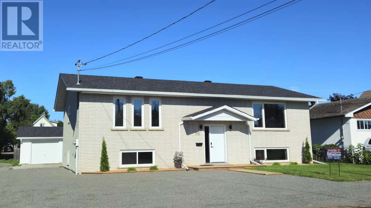 72 BRENT ST