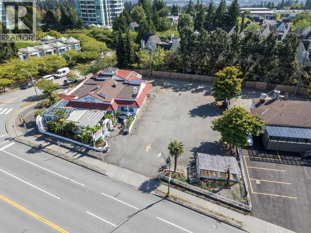 6558 KINGSWAY
