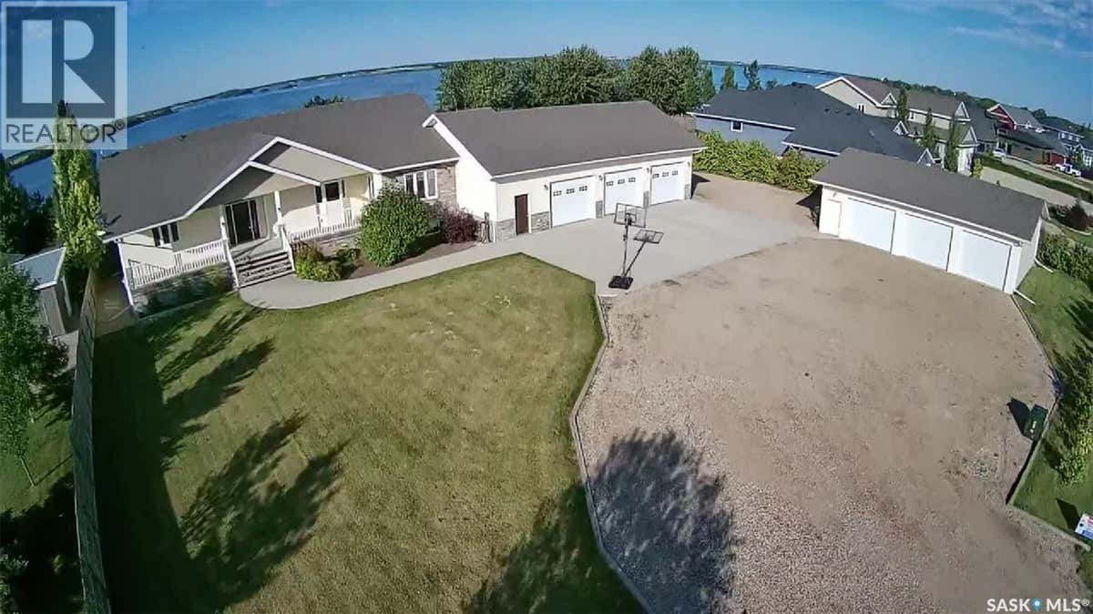 26 PAPE DRIVE