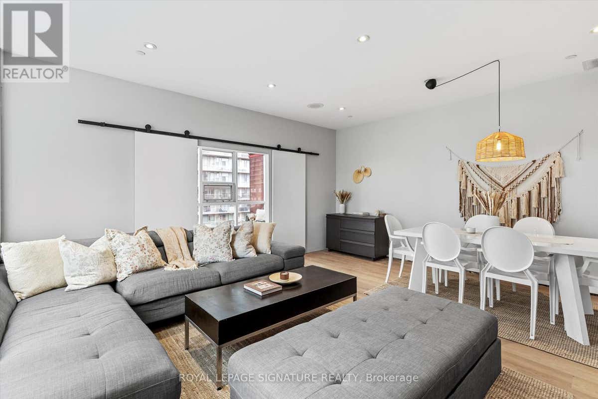 1201 - 393 KING STREET W, Toronto (Niagara), ON M5V3G8 Home For Rent | RE/MAX | C12385732