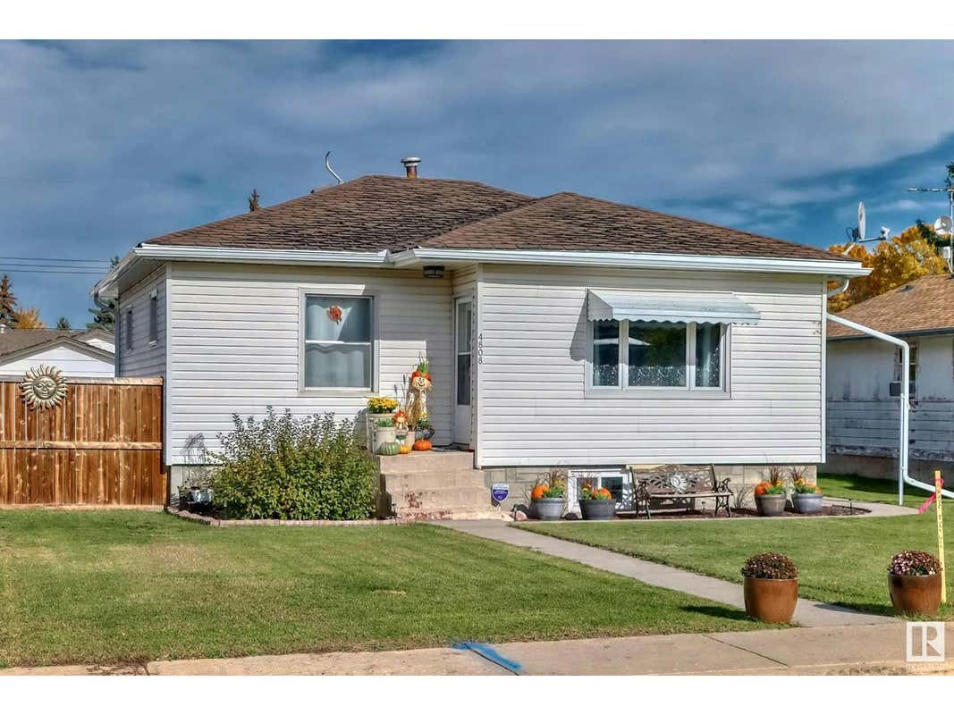 4808 51 AV, Holden, AB T0B2C0 House For Sale RE/MAX E4409707