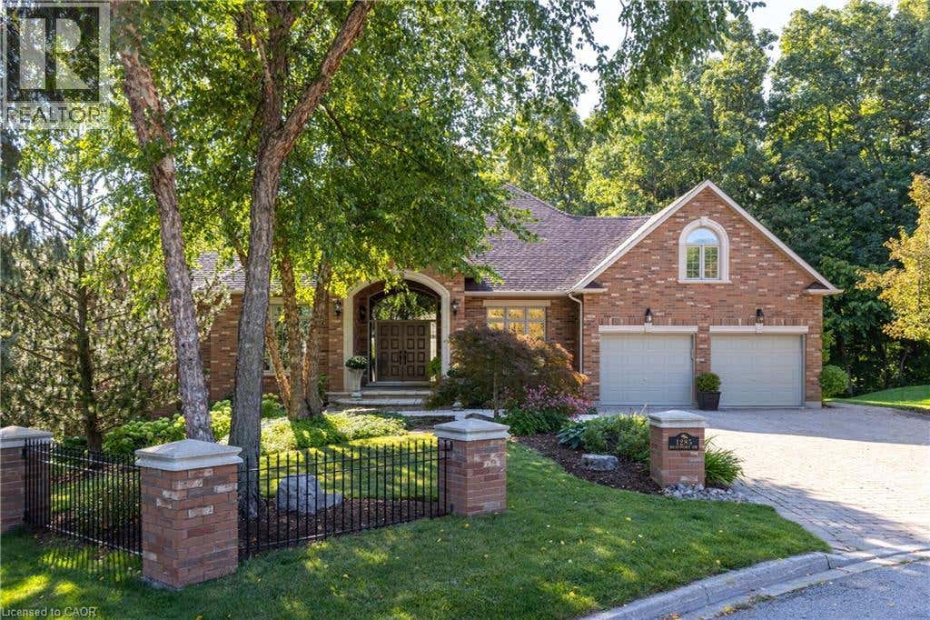 1285 BEAUFORT DRIVE