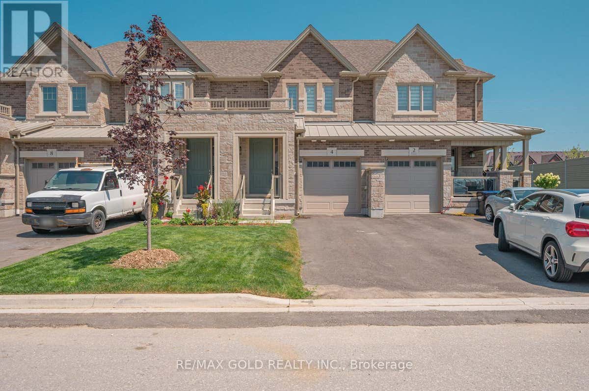 4 KIERNAN CRESCENT N
