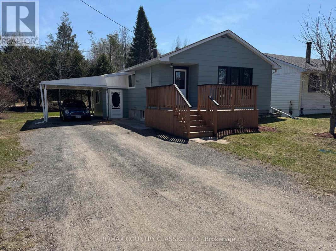 29 HEMLOCK STREET