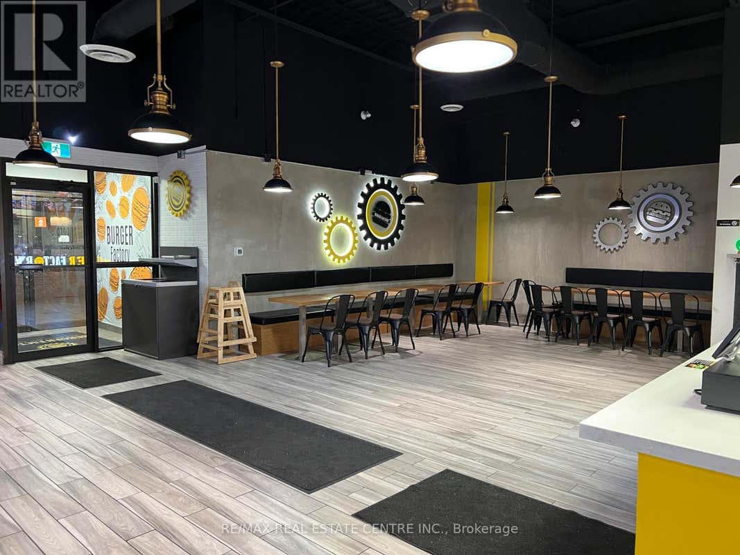 13 - 485 SILVERCREEK PARKWAY N