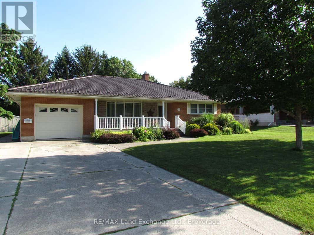 115 BROWN'S LANE