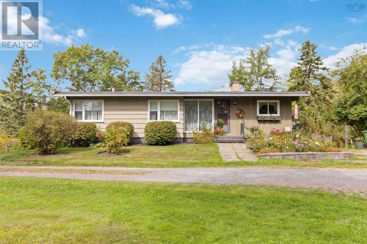 421 ST. ANDREWS RIVER ROAD