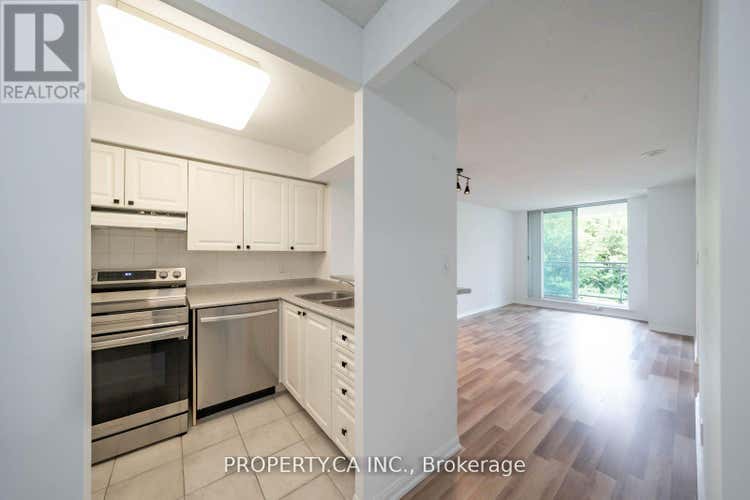 603 - 398 EGLINTON AVENUE E