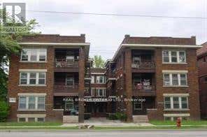 6 - 983 MAIN STREET E