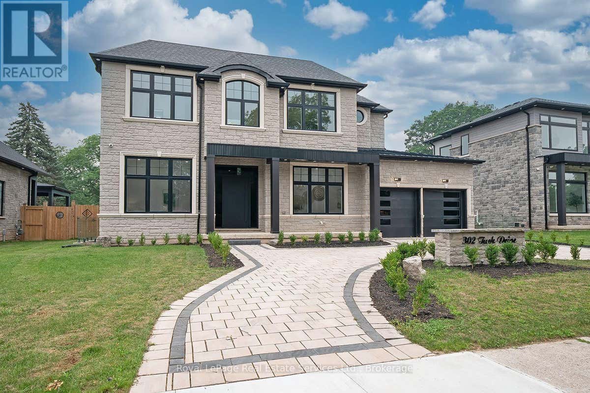 302 TUCK DRIVE
