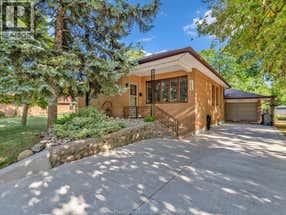 1665 GRAND MARAIS