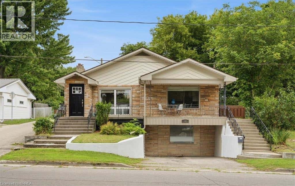 12 TILLSON STREET