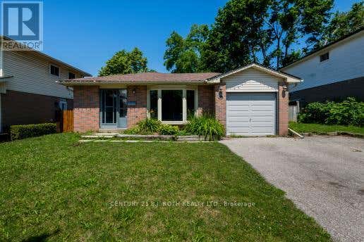 36 CYNTHIA COURT E
