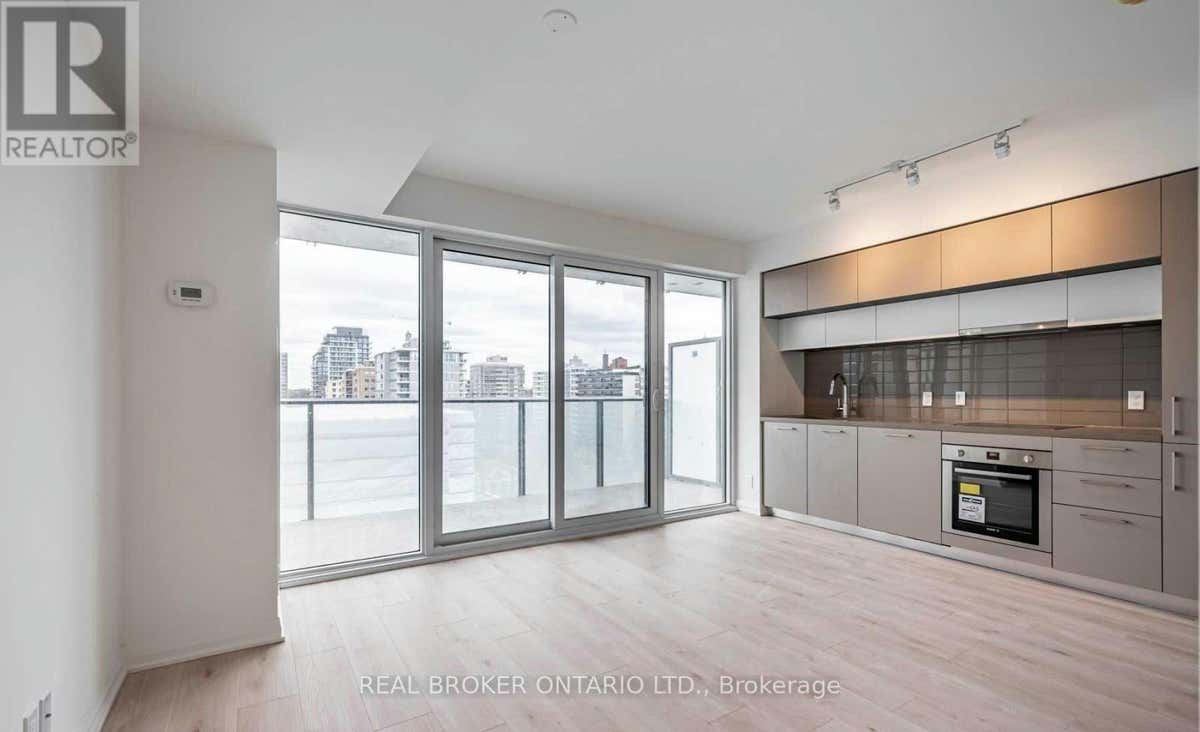 906 99 FOXBAR ROAD, Toronto (YongeSt. Clair), ON M4V0B2 Home For