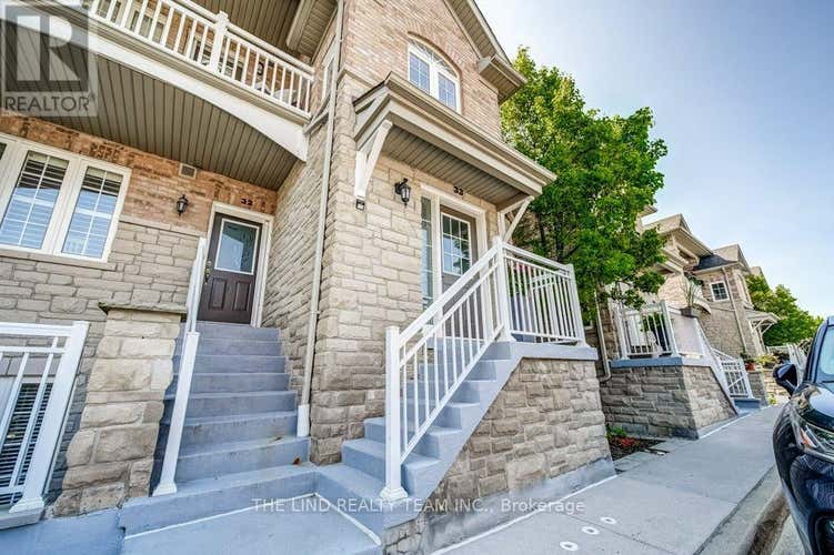 33 - 520 SILKEN LAUMANN DRIVE