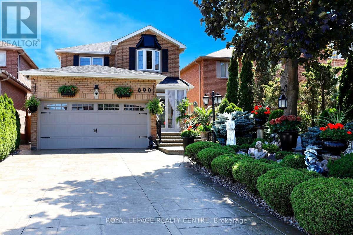 690 ASHPRIOR AVENUE