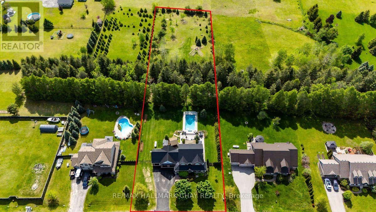 23 SOMERVILLE CRESCENT