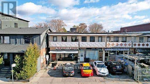 A - 349 OAKWOOD AVENUE