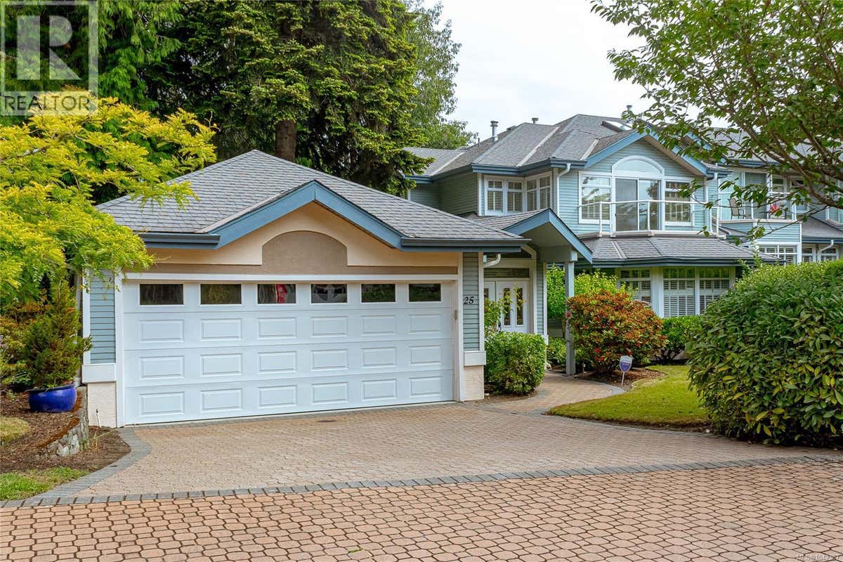 25 5187 CORDOVA BAY RD