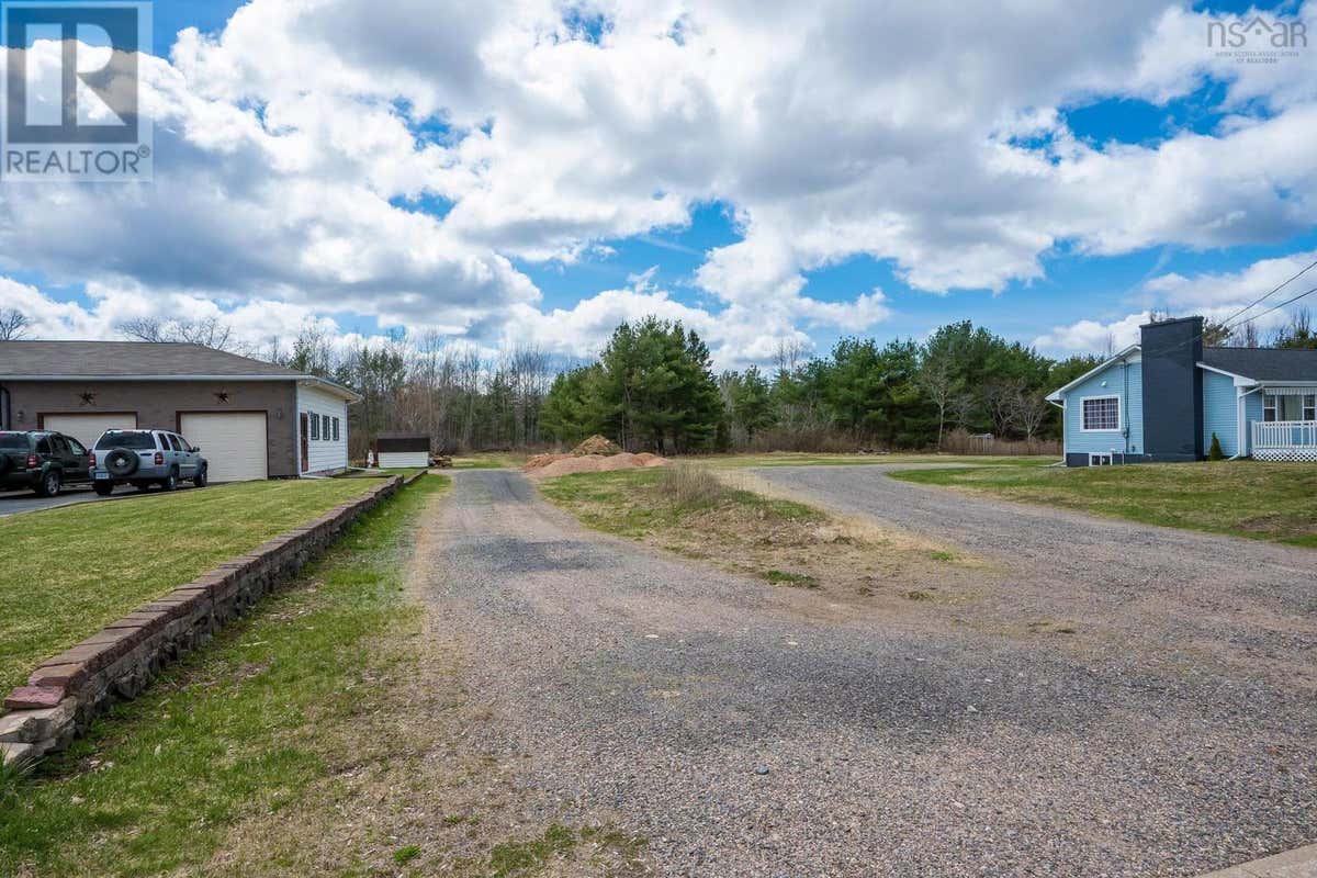 LOT 2021 CENTRAL AVE