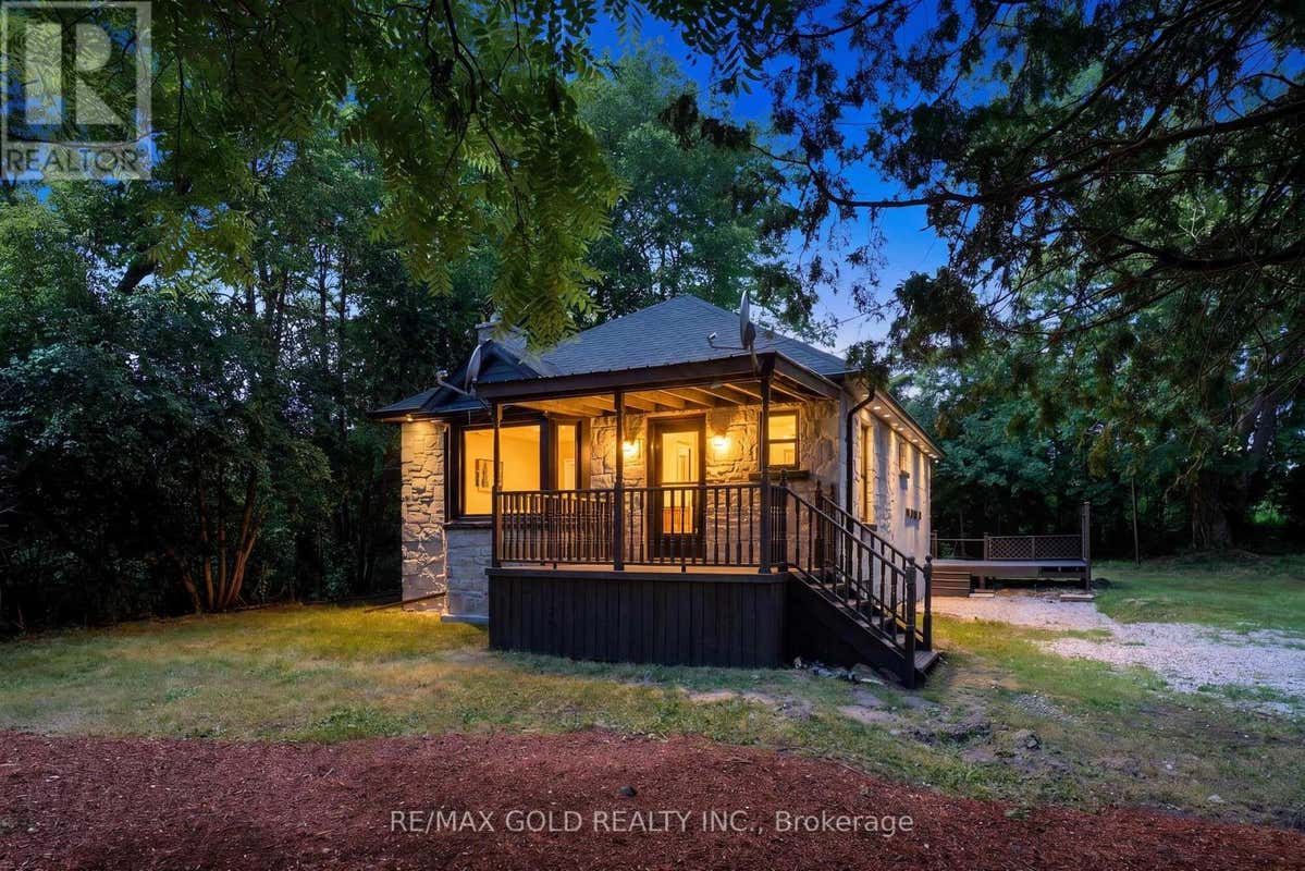 2702 EMBLETON ROAD