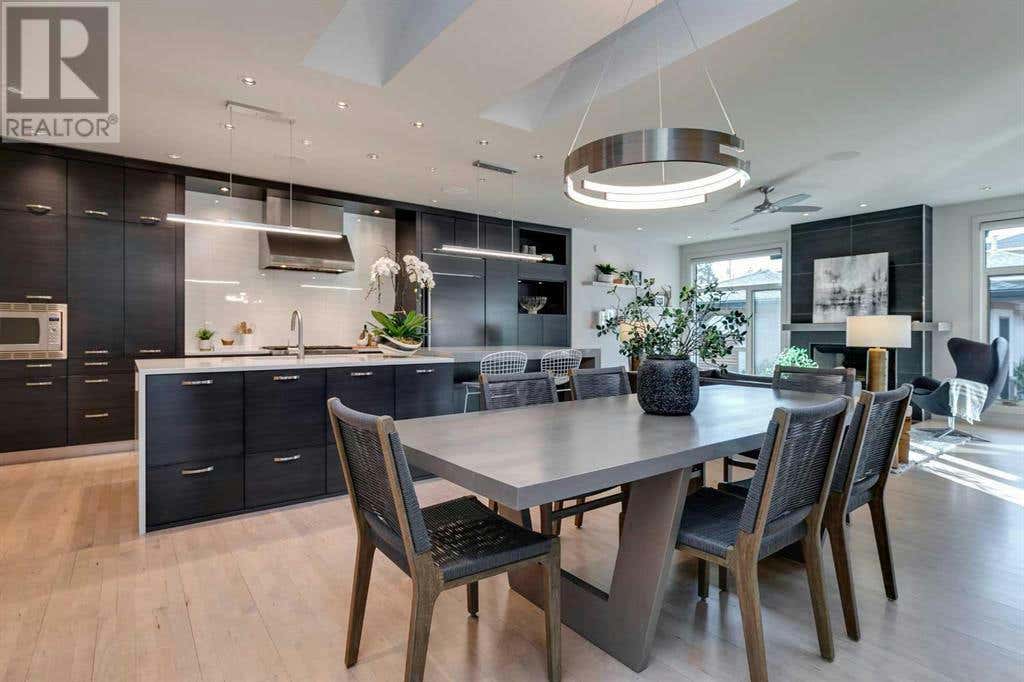 67 Lissington Drive SW, Calgary, AB T3E5E2 House For Sale RE/MAX A2169670