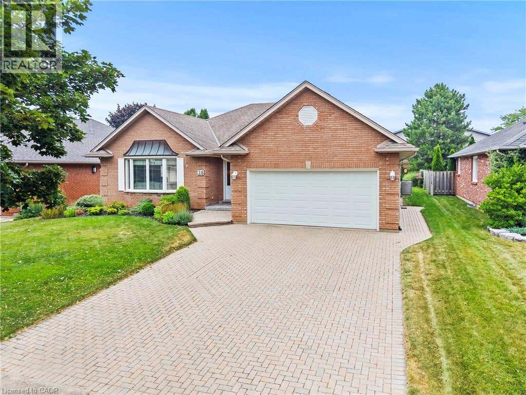 28 HERITAGE LANE