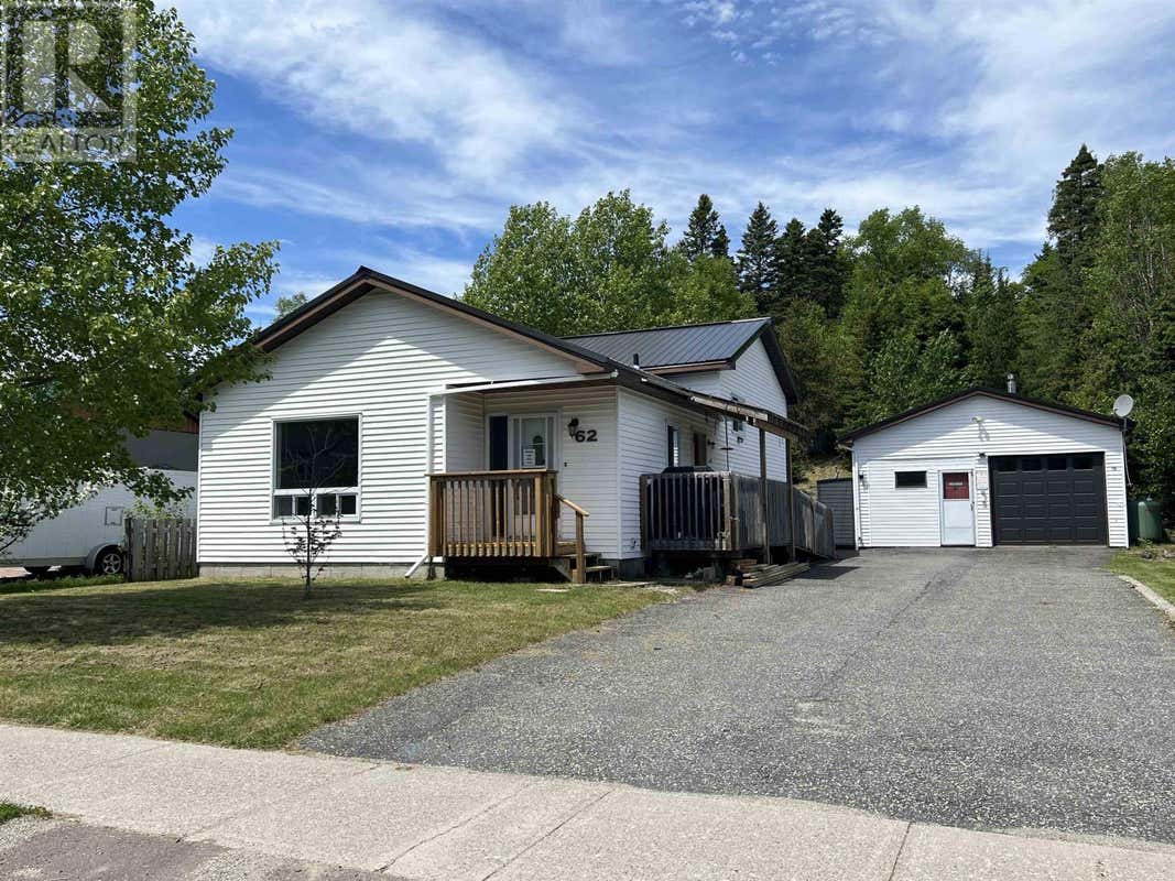 62 HEMLO DR