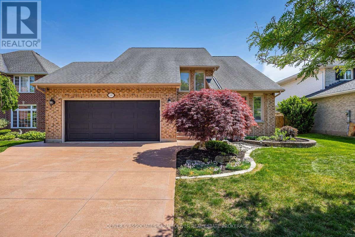 245 ENSIGN CRESCENT