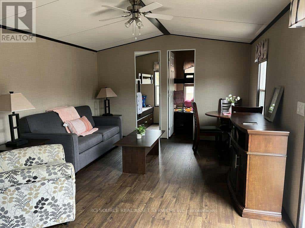 LKR052 1047 BONNIE LAKE CAMP ROUTE, Bracebridge, ON P1L1W9 House For Sale RE/MAX X7252324