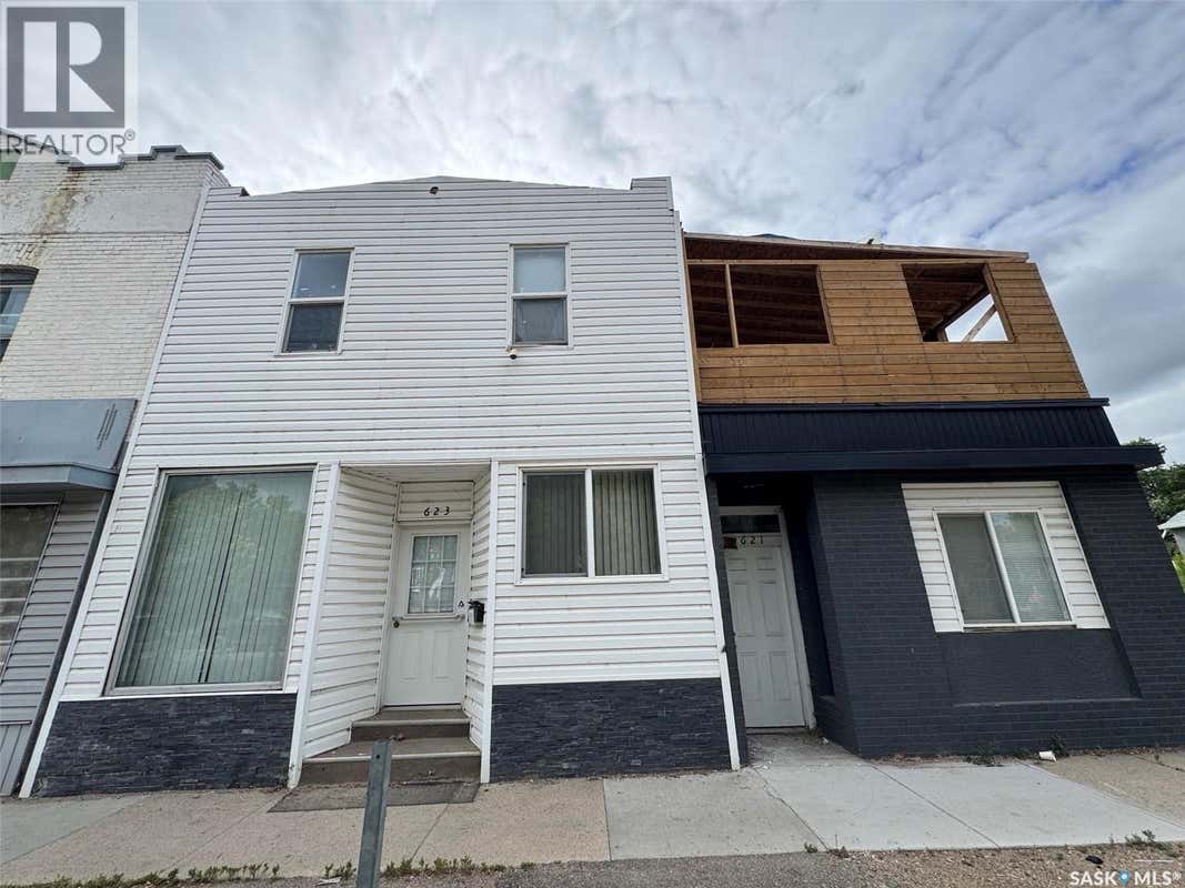 623 H AVENUE S