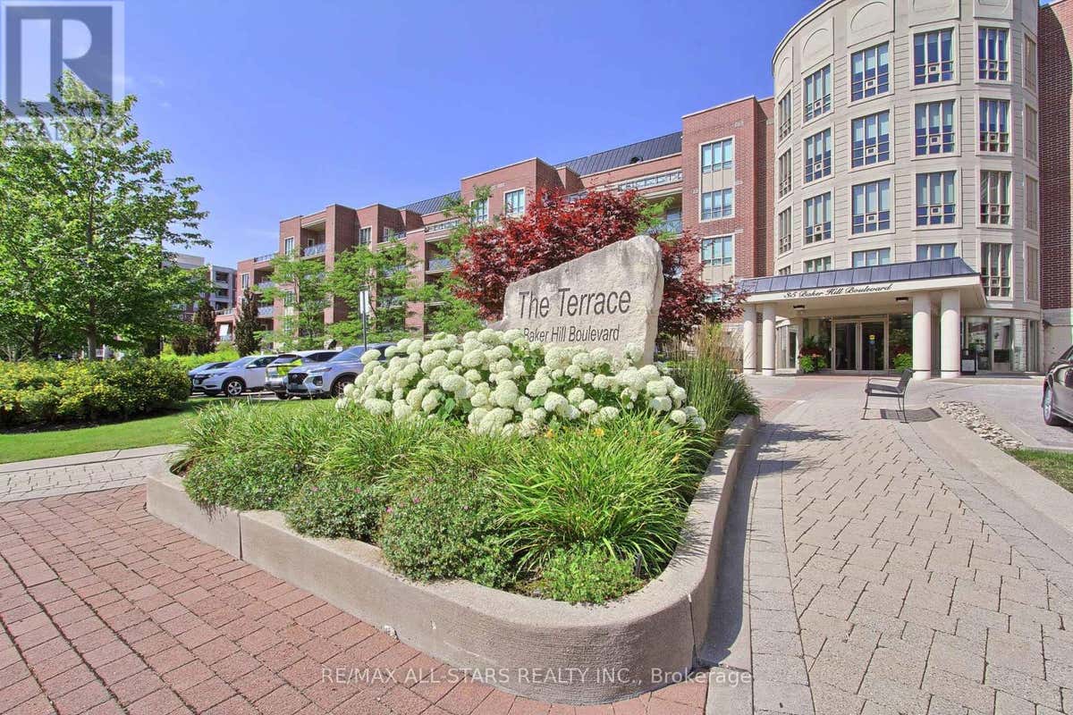 322 - 35 BAKER HILL BOULEVARD