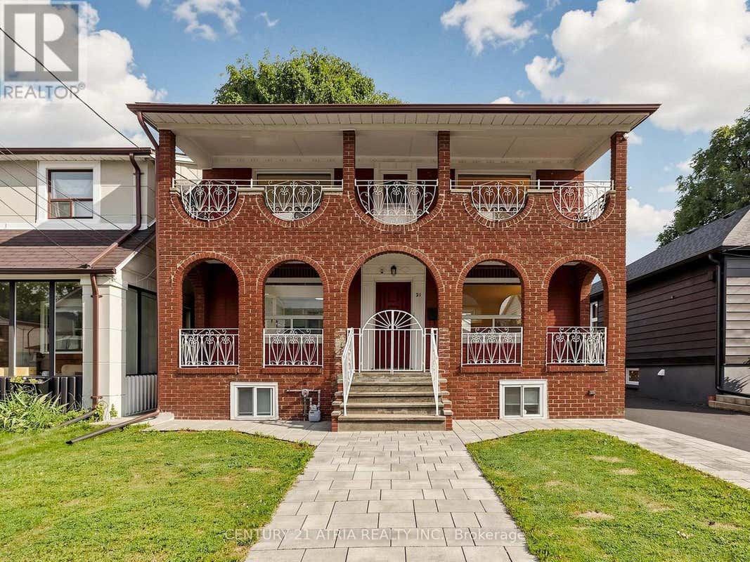 21 MAHONEY AVENUE