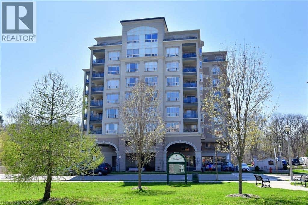 3000 CREEKSIDE DRIVE UNIT# 501