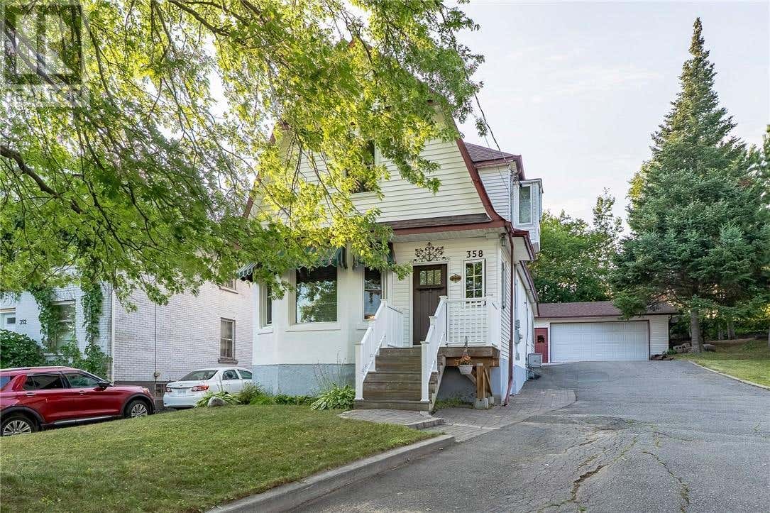 358 HOWEY DRIVE