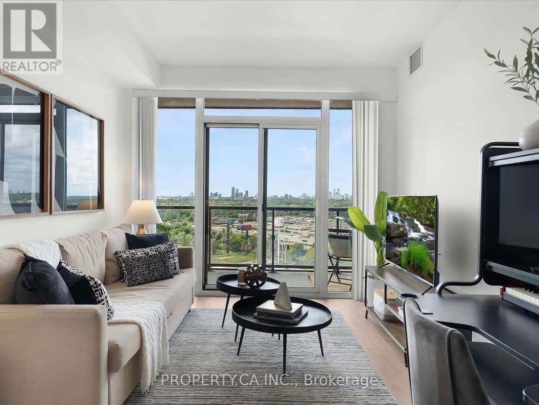 1906 - 56 ANNIE CRAIG DRIVE