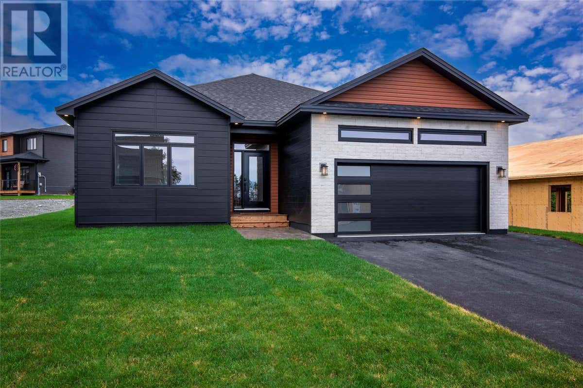 13 REDDLEY PLACE